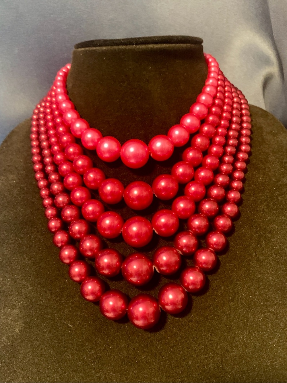 Red To Pink Multi-Strand Beaded Statement Necklace - Classic Women Jewelry